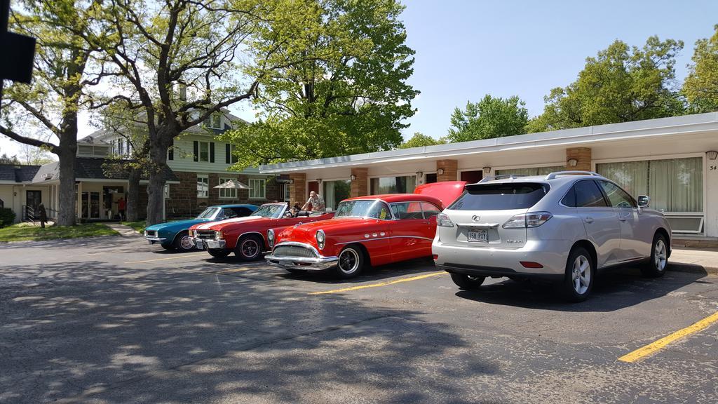 Indian Trail Motel Wisconsin Dells Eksteriør bilde