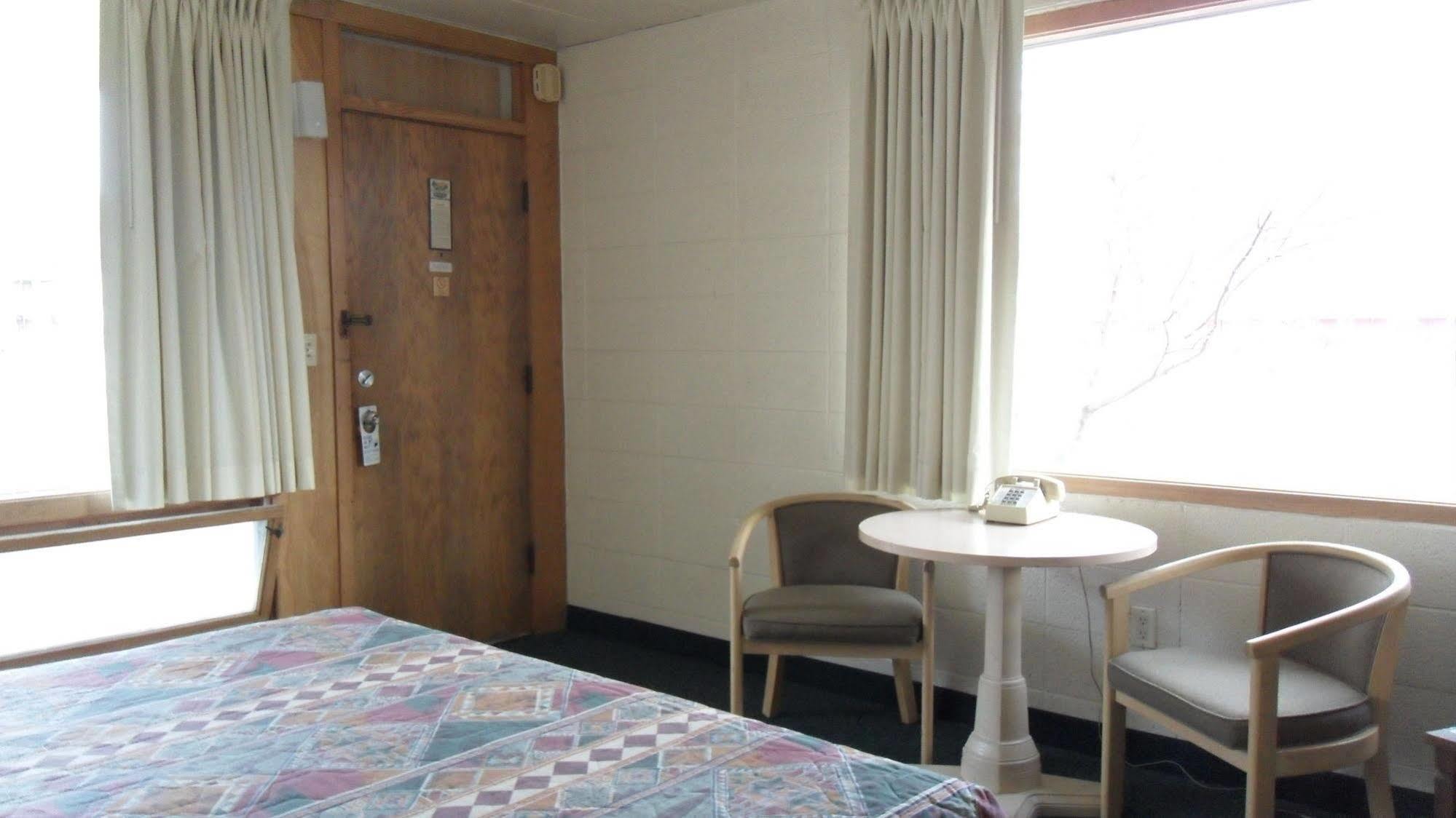 Indian Trail Motel Wisconsin Dells Eksteriør bilde