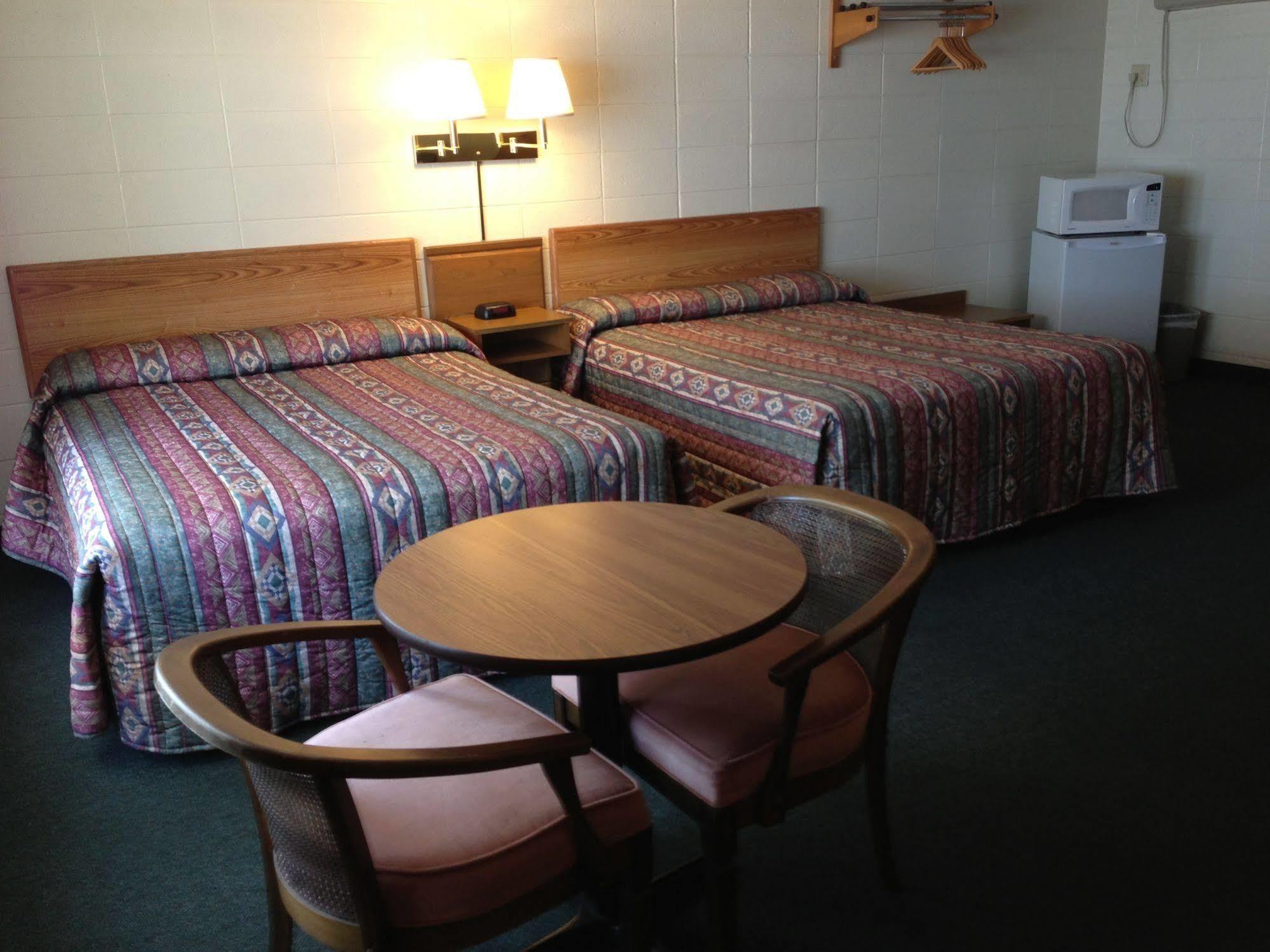 Indian Trail Motel Wisconsin Dells Eksteriør bilde