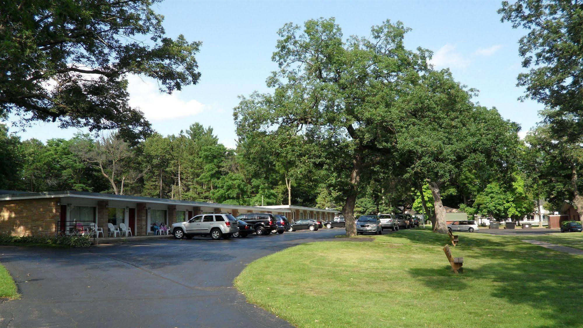 Indian Trail Motel Wisconsin Dells Eksteriør bilde