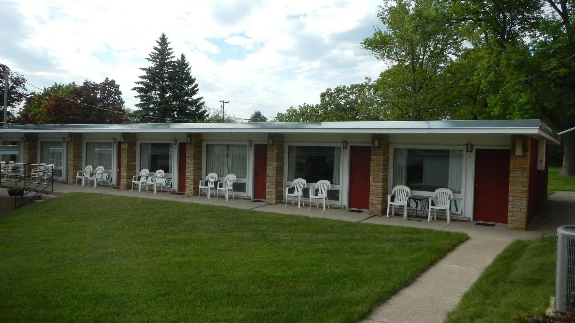 Indian Trail Motel Wisconsin Dells Eksteriør bilde