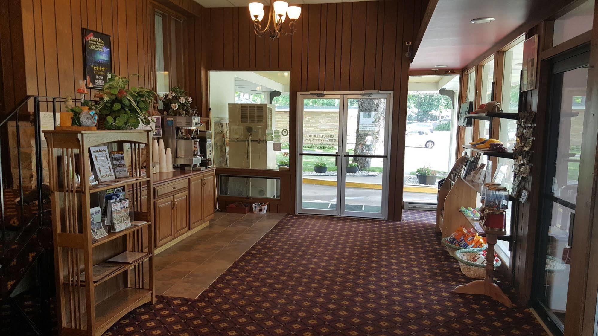 Indian Trail Motel Wisconsin Dells Eksteriør bilde